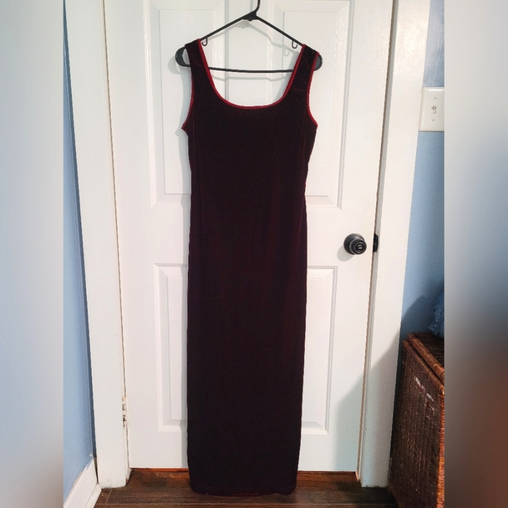 Vintage wine red velvet dress